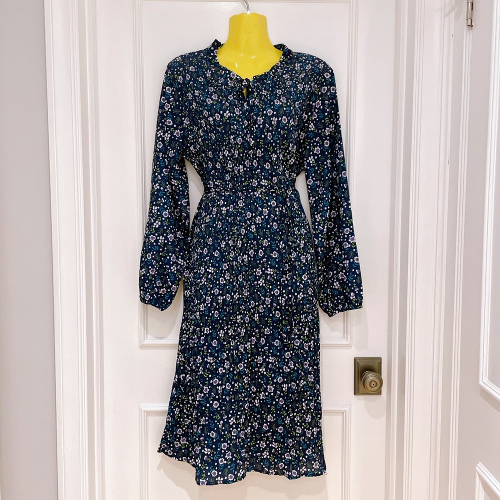 NWT** Floral Pleated Dress